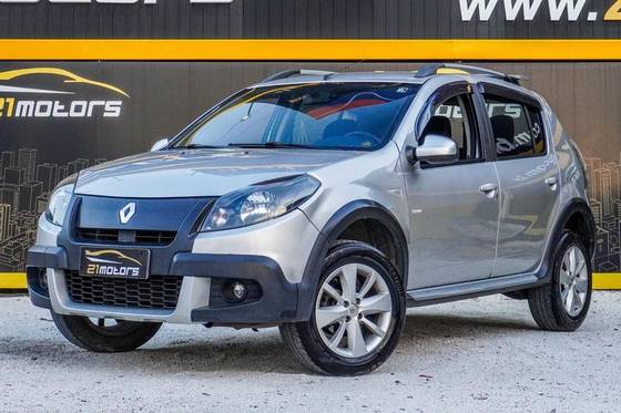 RENAULT SANDERO 1.6 STEPWAY 8V FLEX 4P MANUAL RENAULT SANDERO 1.6 STEPWAY 8V FLEX 4P MANUAL